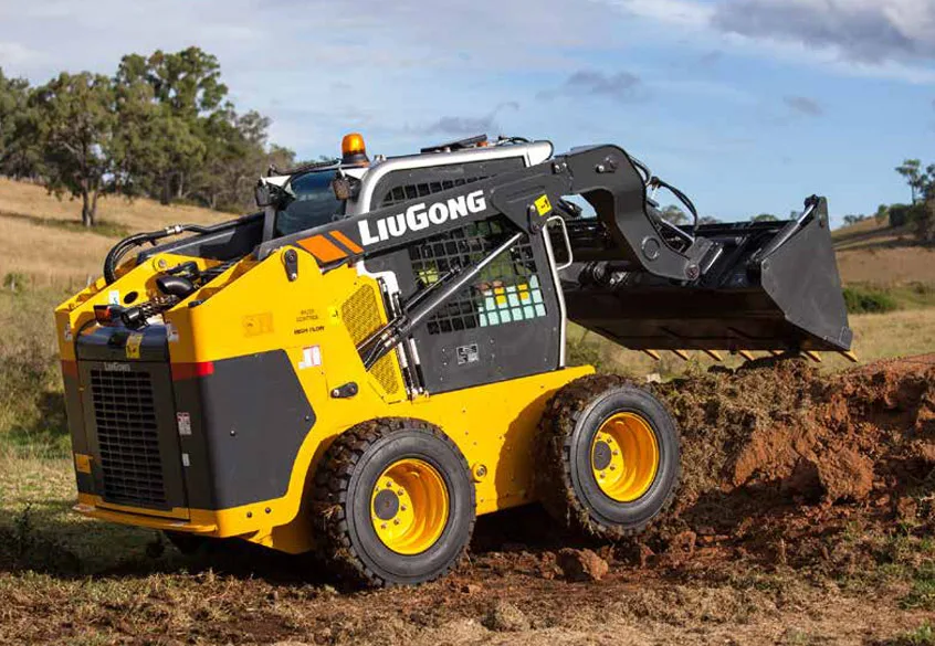 Minicargador LiuGong 375B — vista 1 del equipo