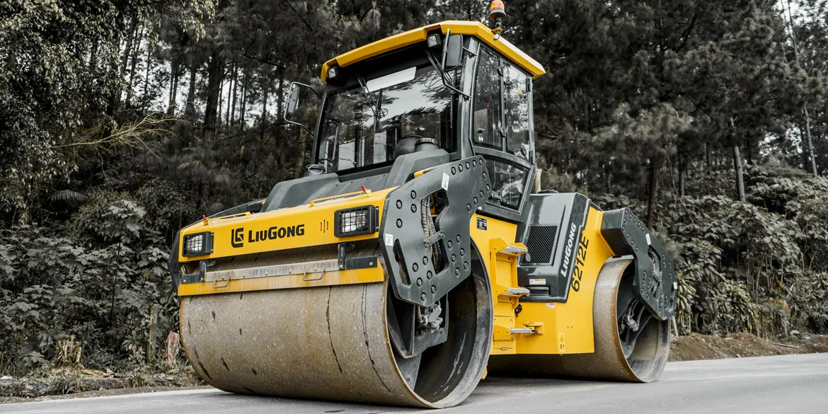 Rodillo compactador LiuGong 6212E — vista 3 del equipo